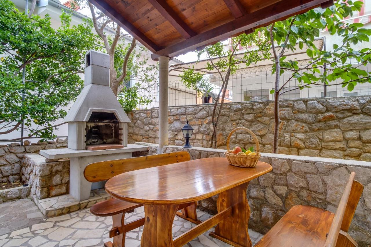 Apartments Anci Mali Losinj Ngoại thất bức ảnh