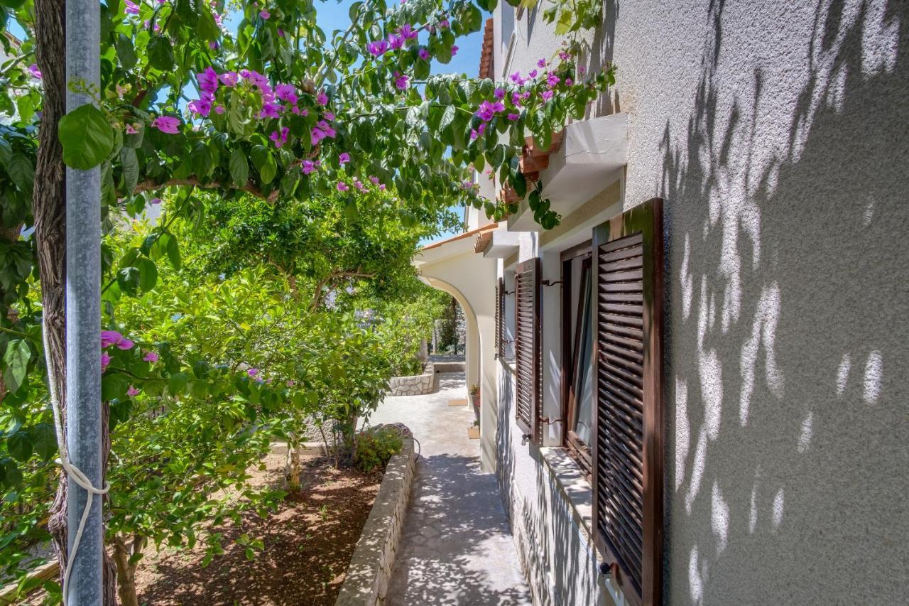 Apartments Anci Mali Losinj Ngoại thất bức ảnh