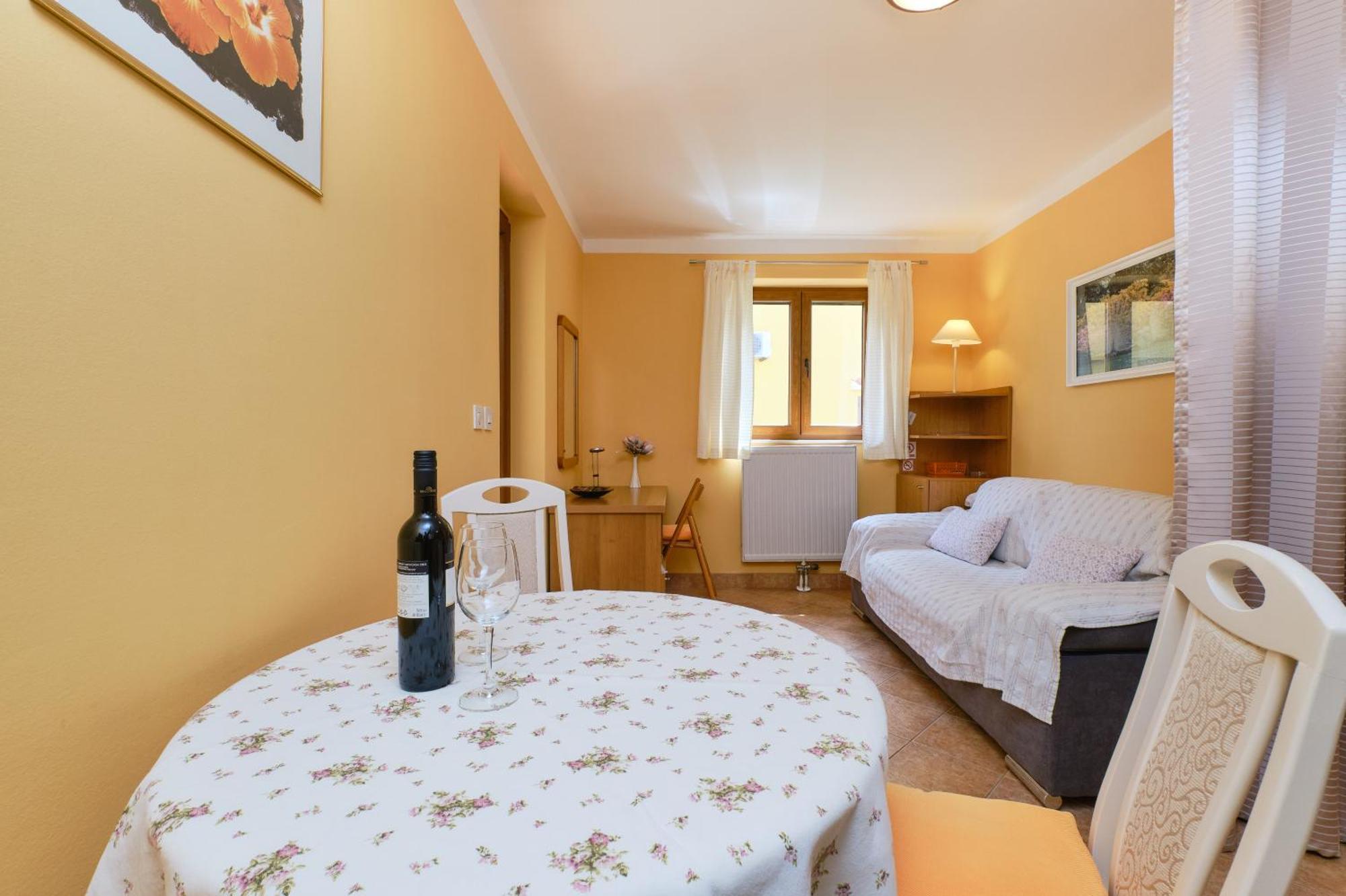 Apartments Anci Mali Losinj Ngoại thất bức ảnh